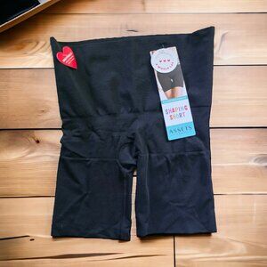 NWT ASSETS BY SPANX (XL) Shaping Shorts